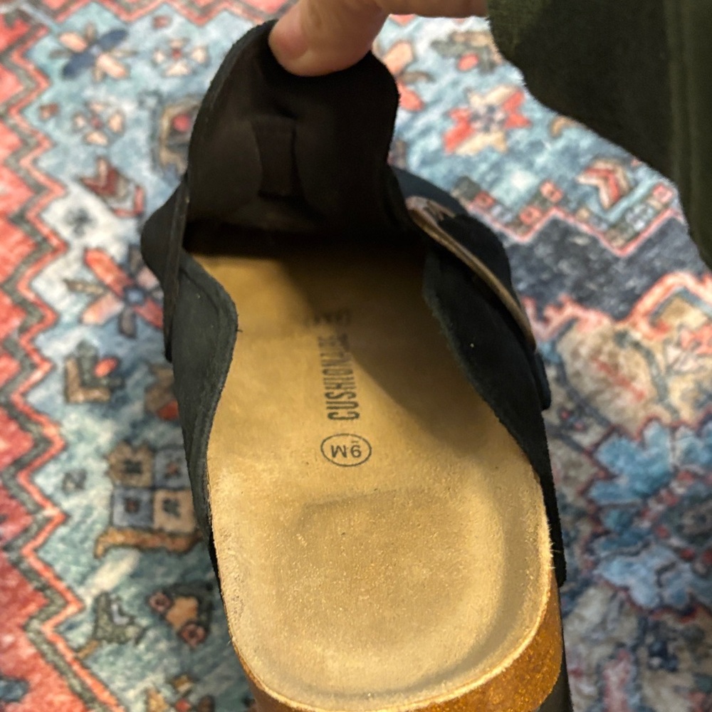 Cushionaire Granola 2 Suede Platform Clog Size 9 - Picture 10 of 11
